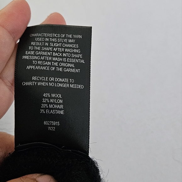 Witchery | Sweater Black Wool - Size S | Twist Front - Picture 4 of 5